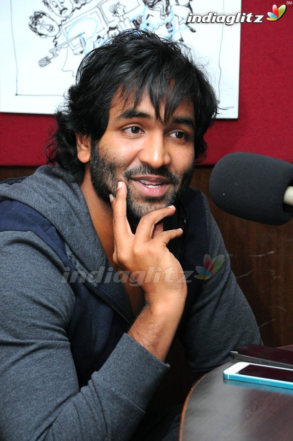 Manchu Vishnu @ Red FM