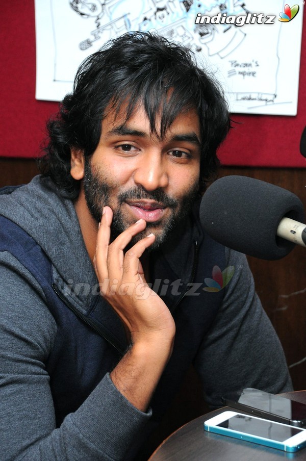 Manchu Vishnu @ Red FM