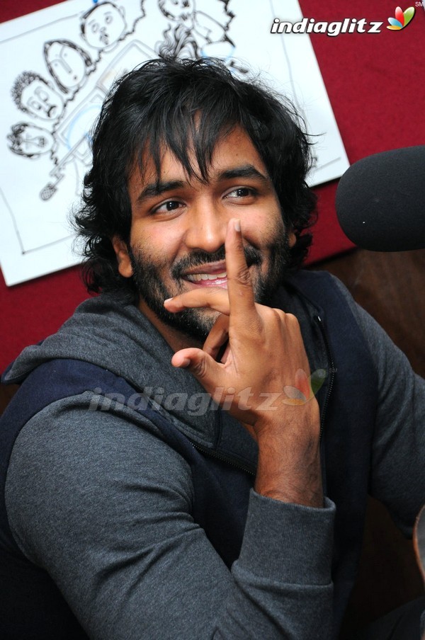 Manchu Vishnu @ Red FM