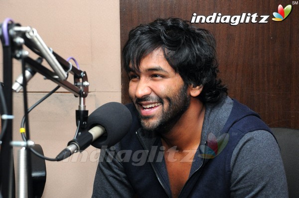 Manchu Vishnu @ Red FM