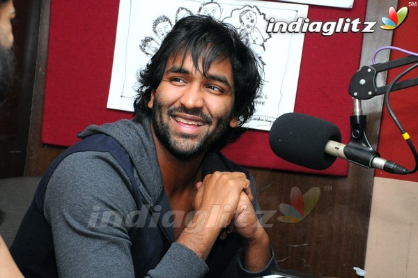 Manchu Vishnu @ Red FM