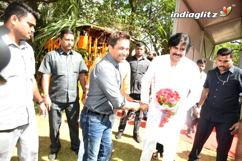 Pawan Kalyan @ Vishwak Sen, Aishwarya Arjun Movie Launch