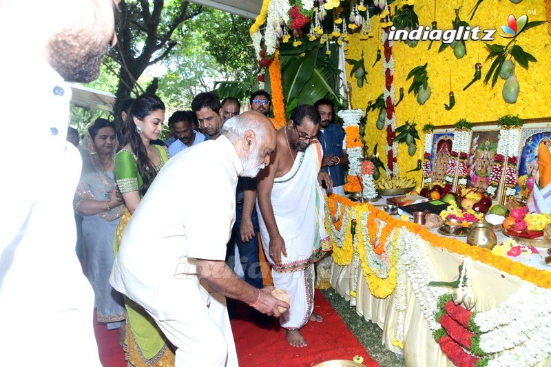 Pawan Kalyan @ Vishwak Sen, Aishwarya Arjun Movie Launch