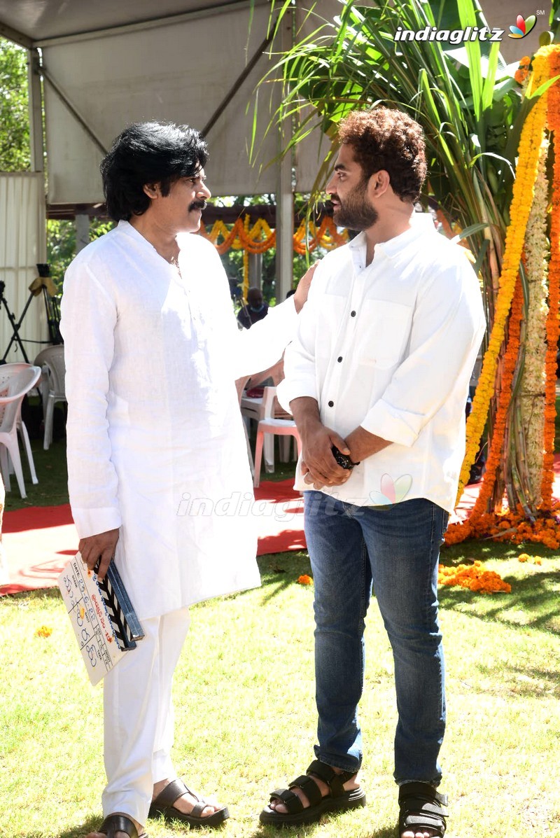 Pawan Kalyan @ Vishwak Sen, Aishwarya Arjun Movie Launch