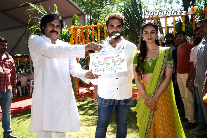 Pawan Kalyan @ Vishwak Sen, Aishwarya Arjun Movie Launch