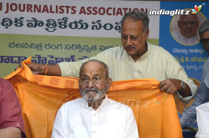 Veteran Journalists Association Felicitates Dadasaheb Phalke Awarded K Viswanath