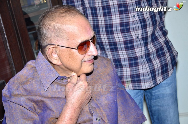 Superstar Krishna Meets Dadasaheb Phalke Awardee K Viswanath