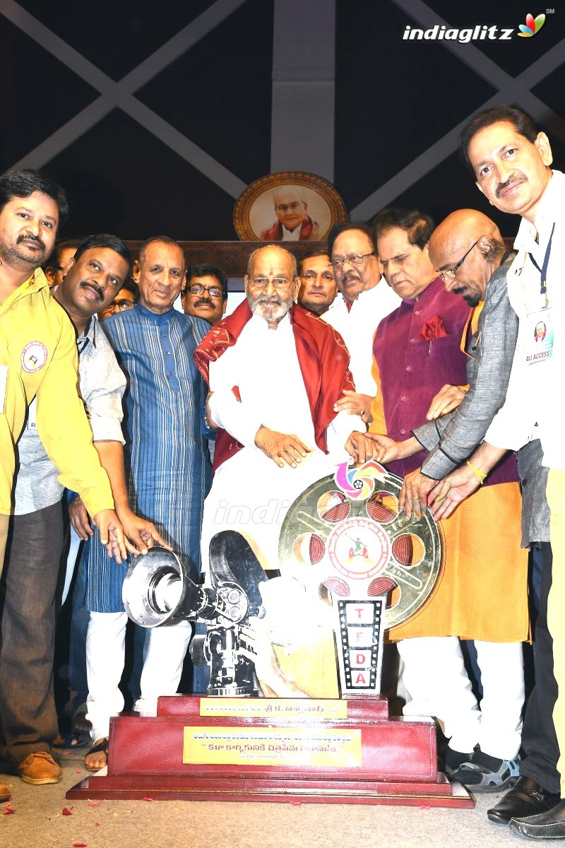 Film Directors Association Felicitates K Viswanath