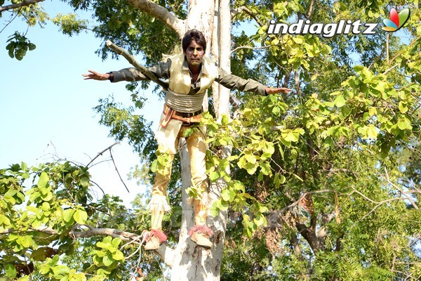 Dhanalakshmi Thalupu Thadithe