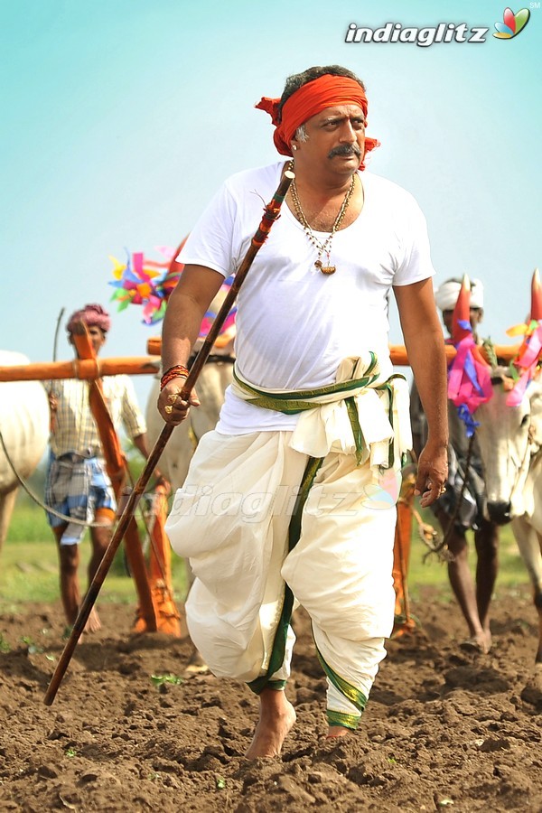 Govindudu Andarivadele