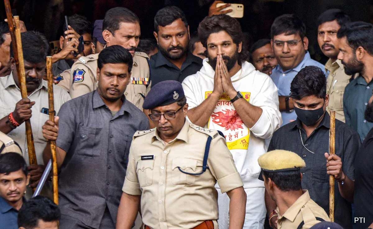 Hyderabad Police Summons Allu Arjun For Questioning