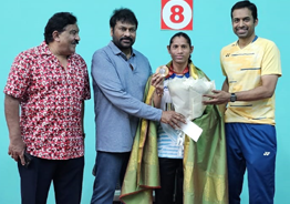 Megastar Chiranjeevi Meets Paralympics Medalist Deepthi Jeevanji