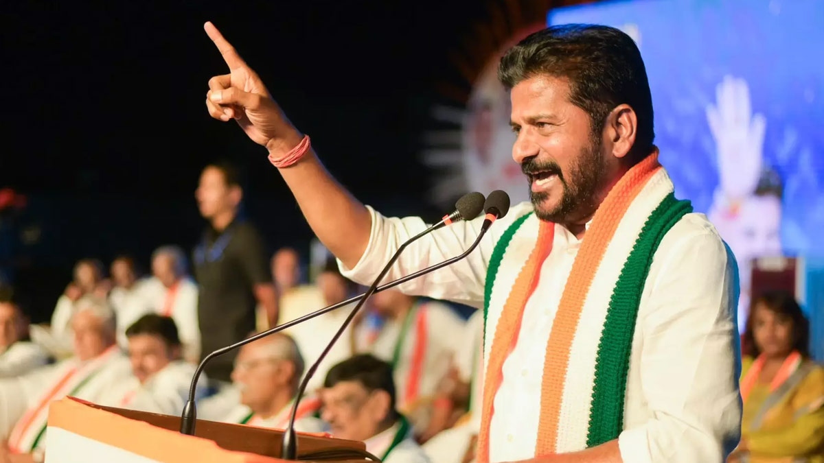 Revanth Reddy: మోదీ, కేసీఆర్ కుట్రలు పన్నుతున్నారు: సీఎం రేవంత్ రెడ్డి