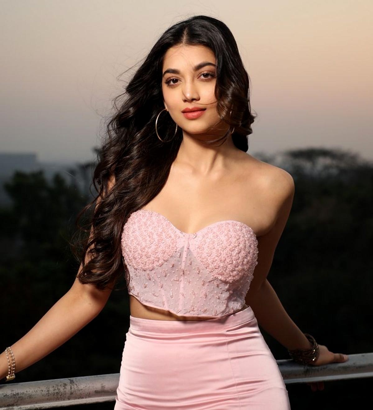 Ashwin Babu finds his beauty in Digangana Suryavanshi