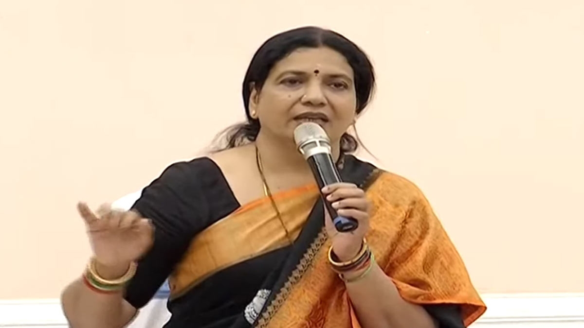 Jeevitha Rajasekhar holds a detailed presser ahead of MAA polls