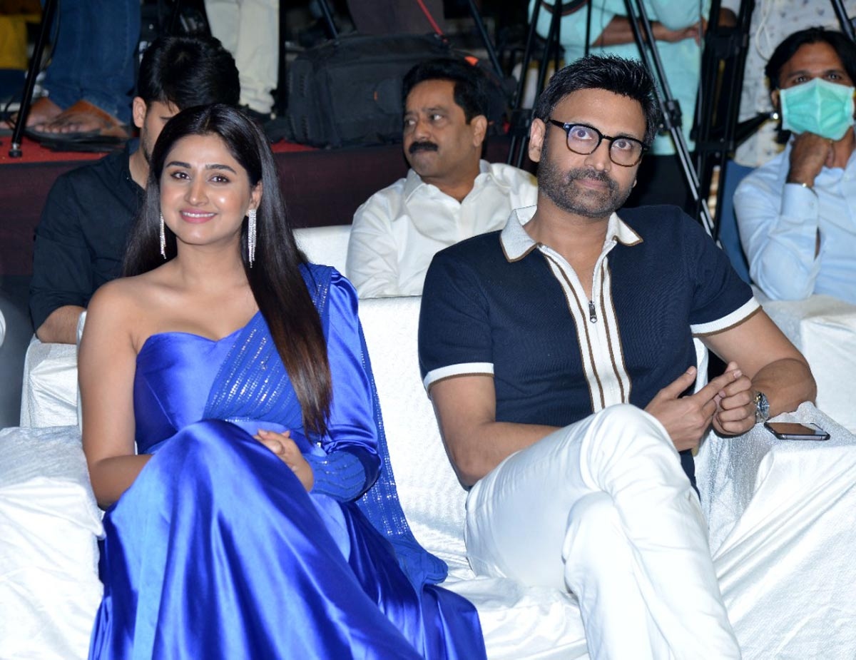 Malli Modalaindi celebrates pre-release event