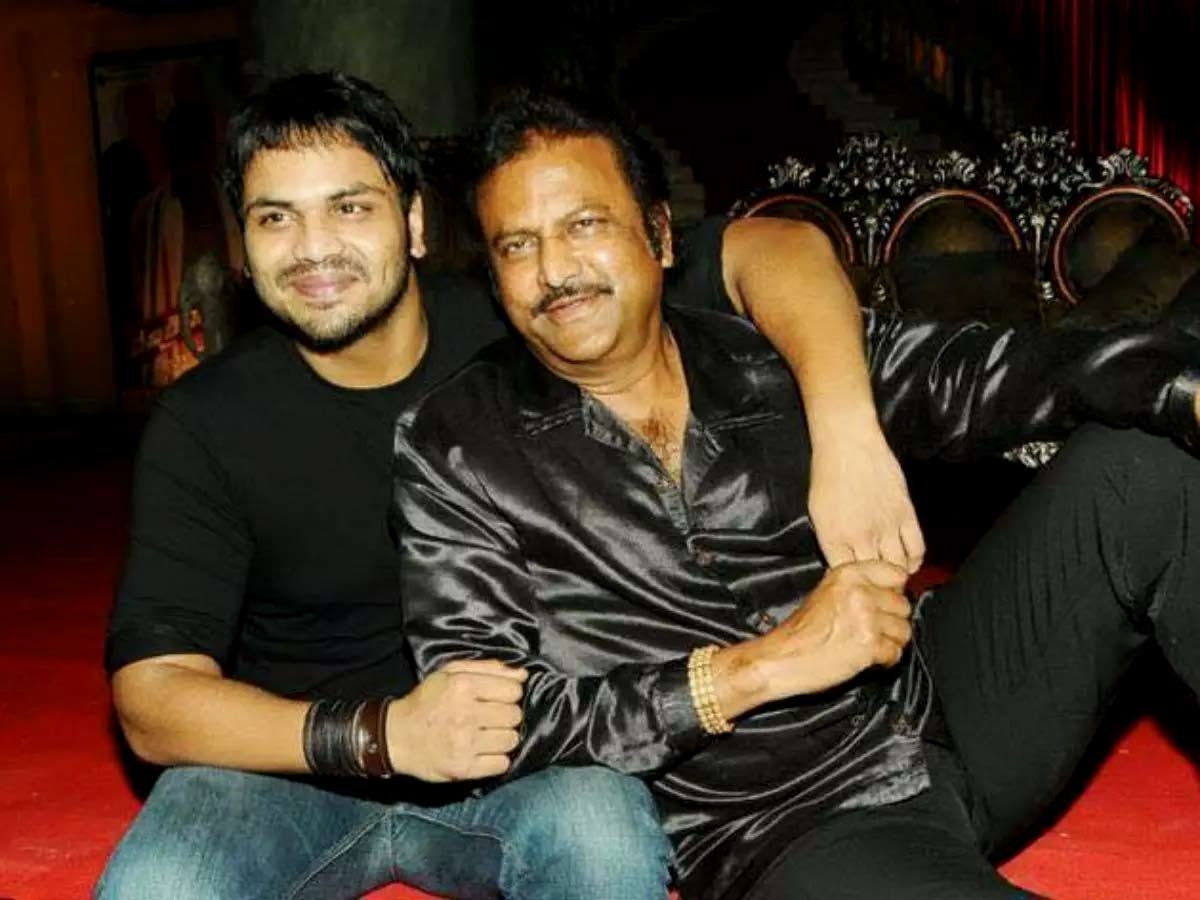 Family Disputes Pops Up In Manchu Family - Mohanbabu & Manoj approaches cops?