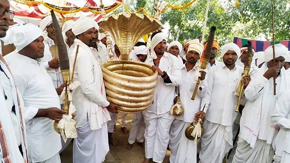 నాగోబా ఆశీస్సులతో ముఖ్యమంత్రి పీఠం అధిరోహించిన నేతలు