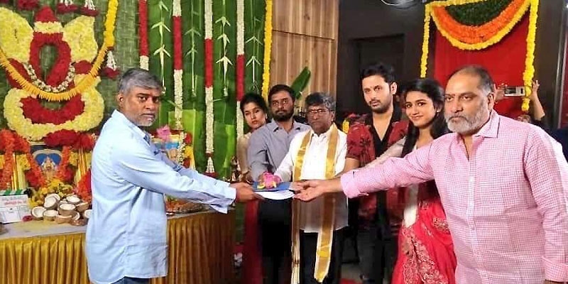 Yeletis movie with Nithiin launched; Rakul, Priya are heroines