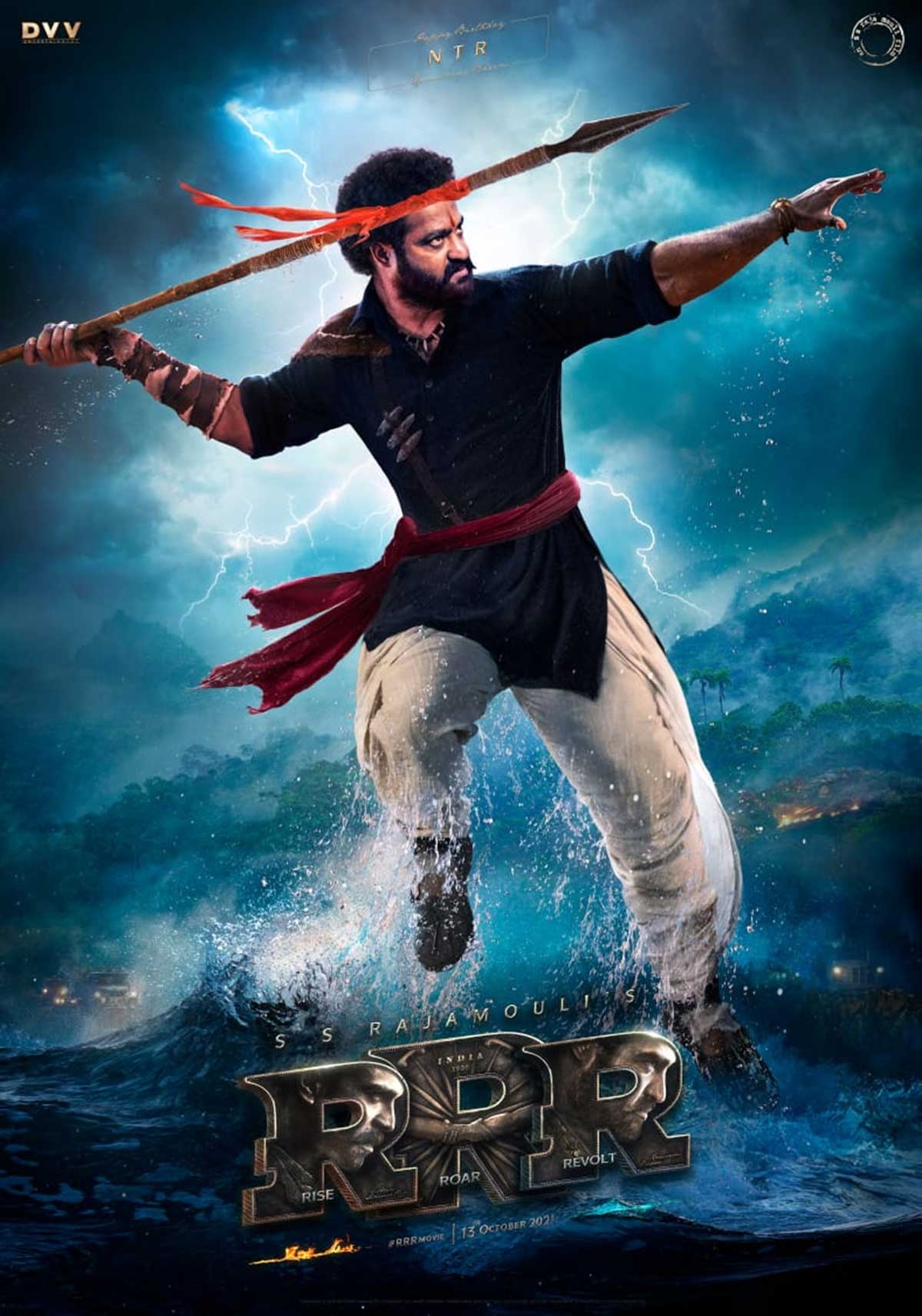 Poster: Jr NTR dazzles as mighty Komaram Bheem