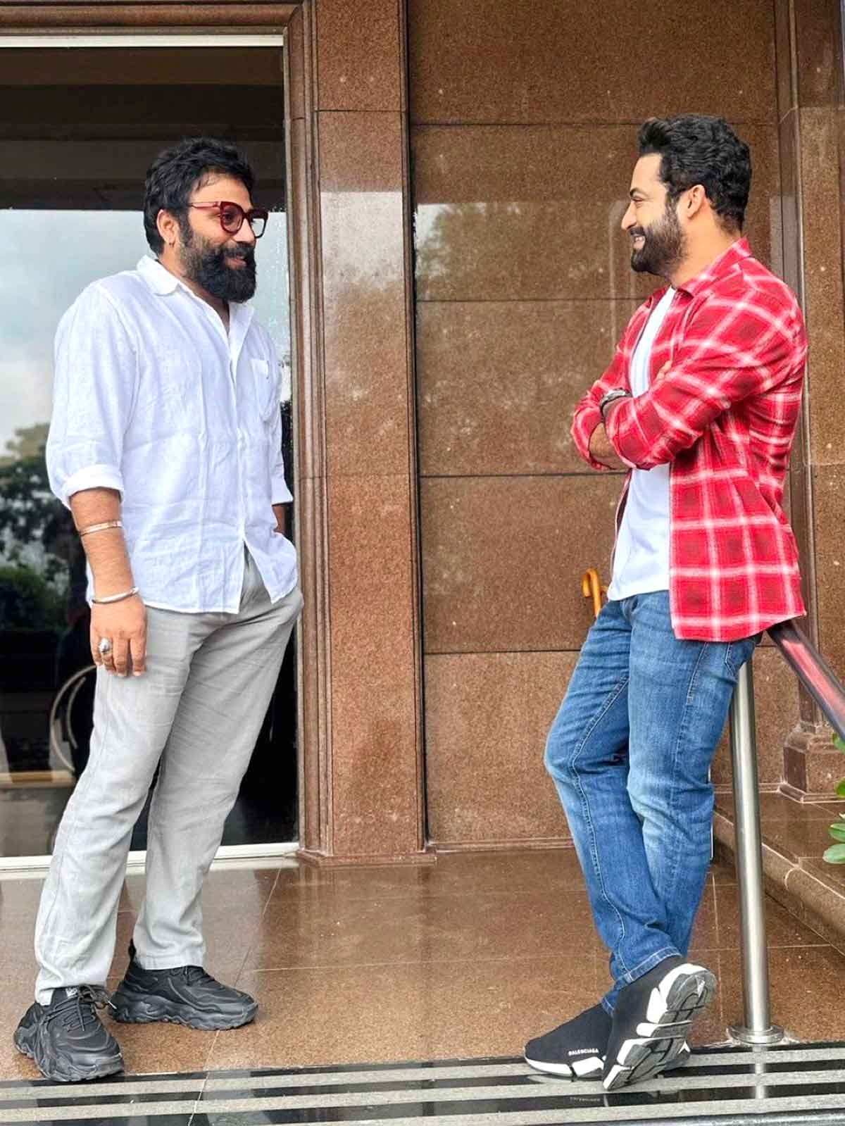 Sparks fly as NTR and Sandeep Reddy Vanga meet in Mumbai