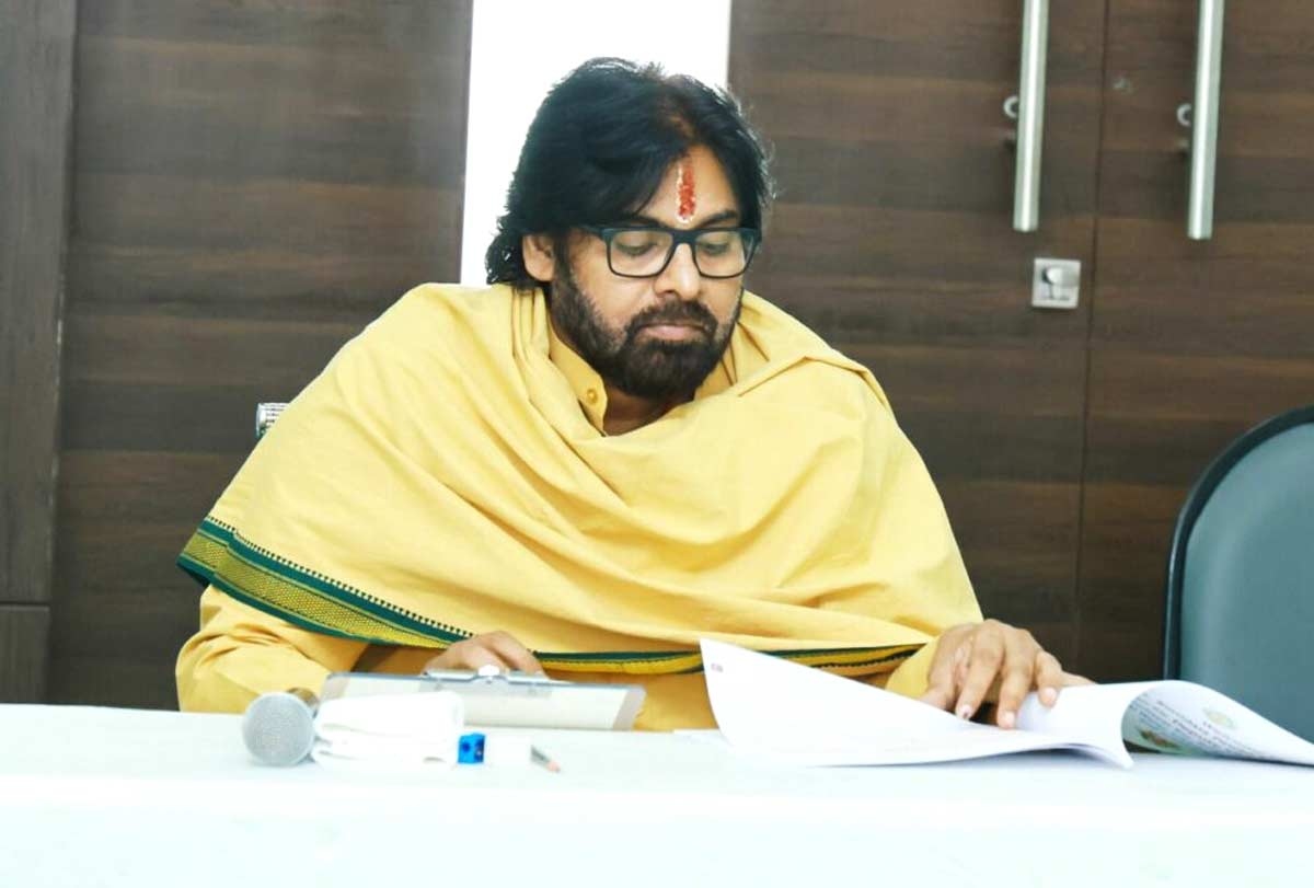 AP Dy CM Pawan Kalyan takes a daring decision, not to draw a salary