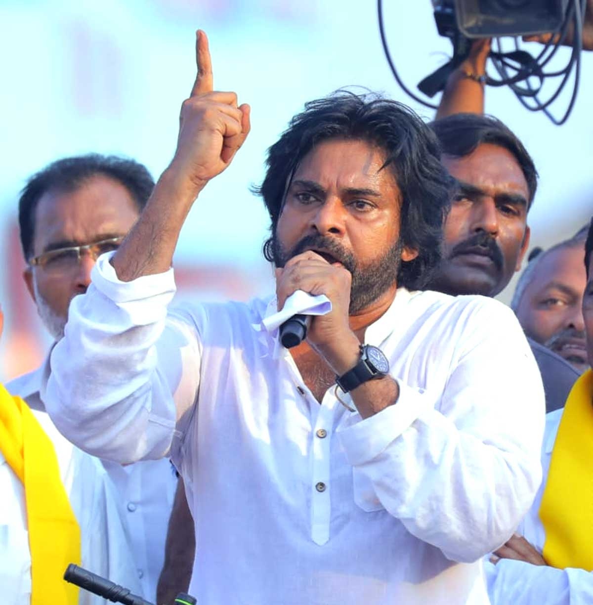 Pawan Kalyan: ఒక్క ఛాన్స్ అయిపోయింది.. జగన్‌ను ఇక ఇంటికి పంపడమే: పవన్