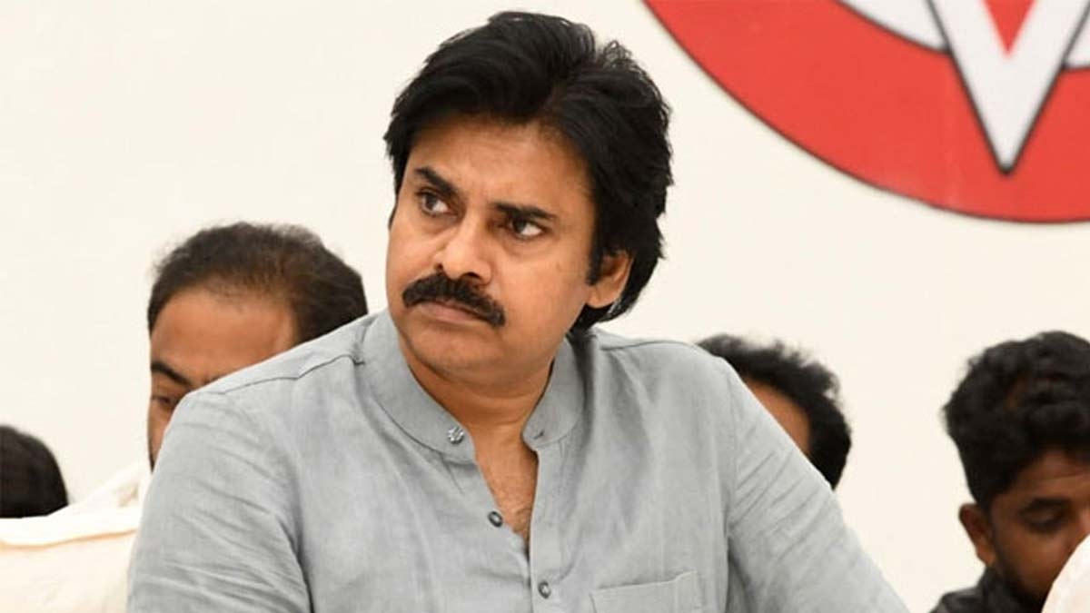 Pawan Kalyan: జనసేనాని పవన్ కల్యాణ్‌కు తీవ్ర జ్వరం.. ఎన్నికల ప్రచారం నిలిపివేత..