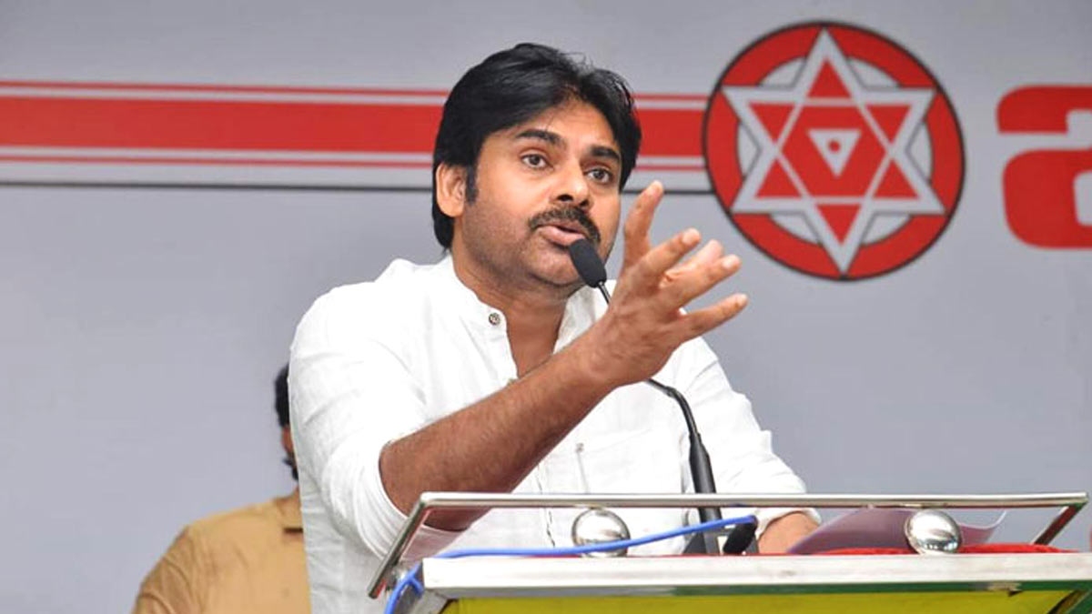 Pawan Kalyan: వచ్చే ఎన్నికల్లో డబ్బులు ఖర్చు పెట్టాల్సిందే.. నాయకులకు పవన్ పిలుపు..