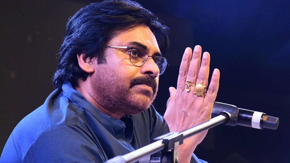 Pawan Kalyans speech on NIT campus inspires youths