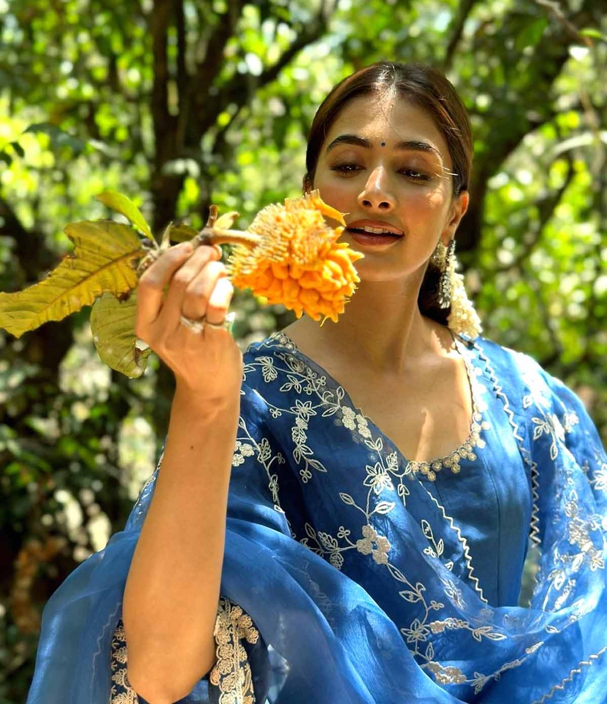 Pooja Hegde vacations in hometown - pics revealed!