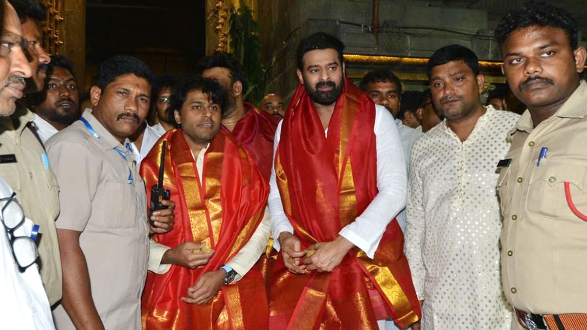 Ahead of Adipurush Pre-release Prabhas visits Trimulala