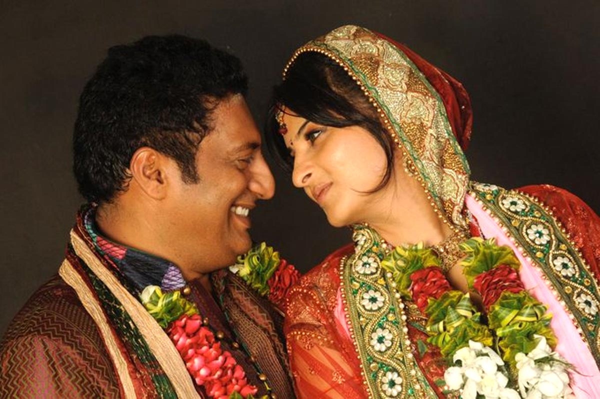 Prakash Raj, Pony Verma celebrate 11 years of togetherness