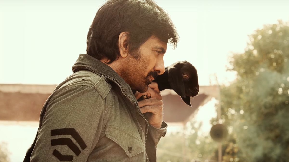 Waltair Veerayya: Ravi Teja storms into the scene as ACP