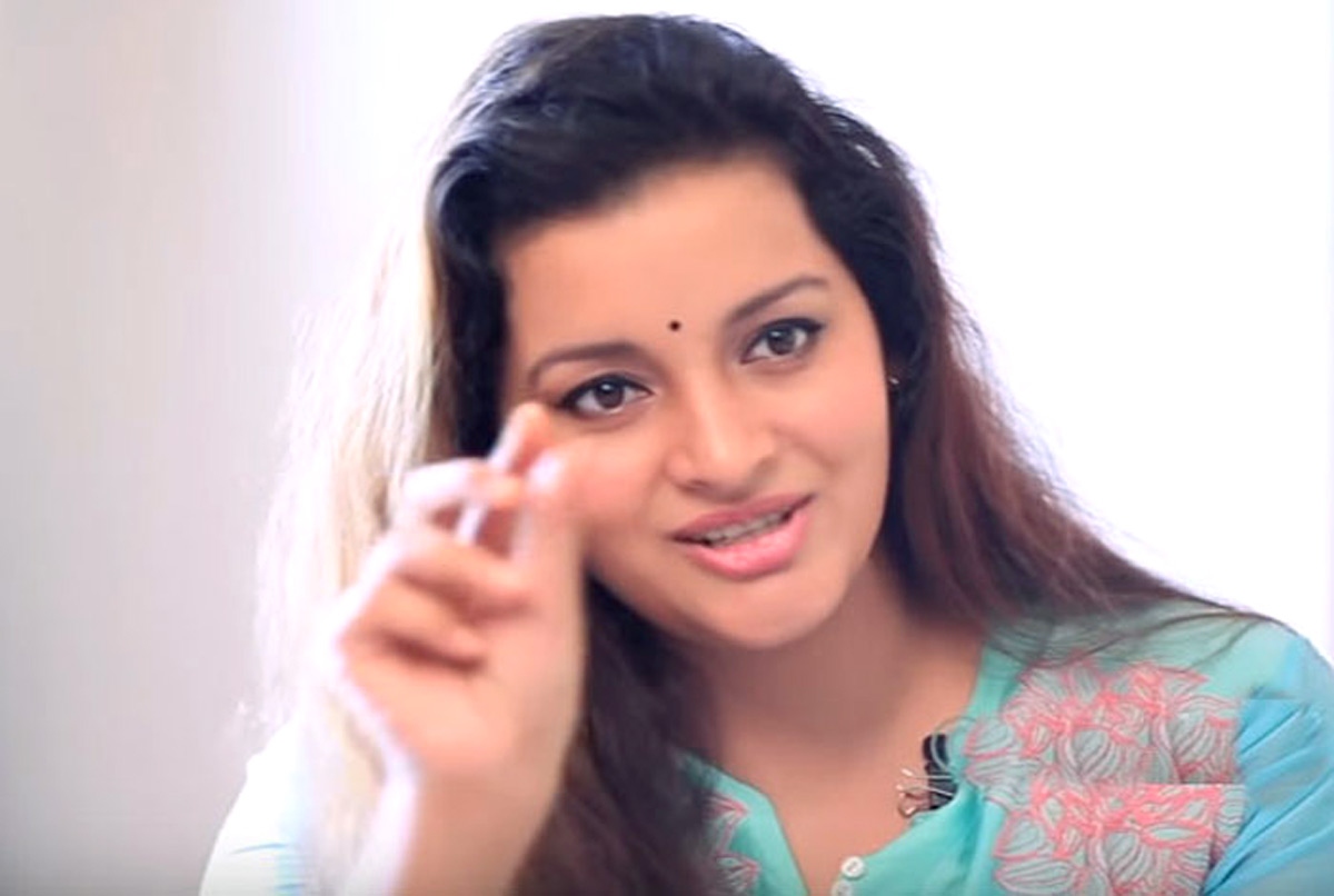 Renu Desai: పవన్ కల్యాణ్‌కు నాలాగా ప్రేమ లేదు.. ఫ్యాన్స్‌పై రేణుదేశాయ్ ఆగ్రహం..