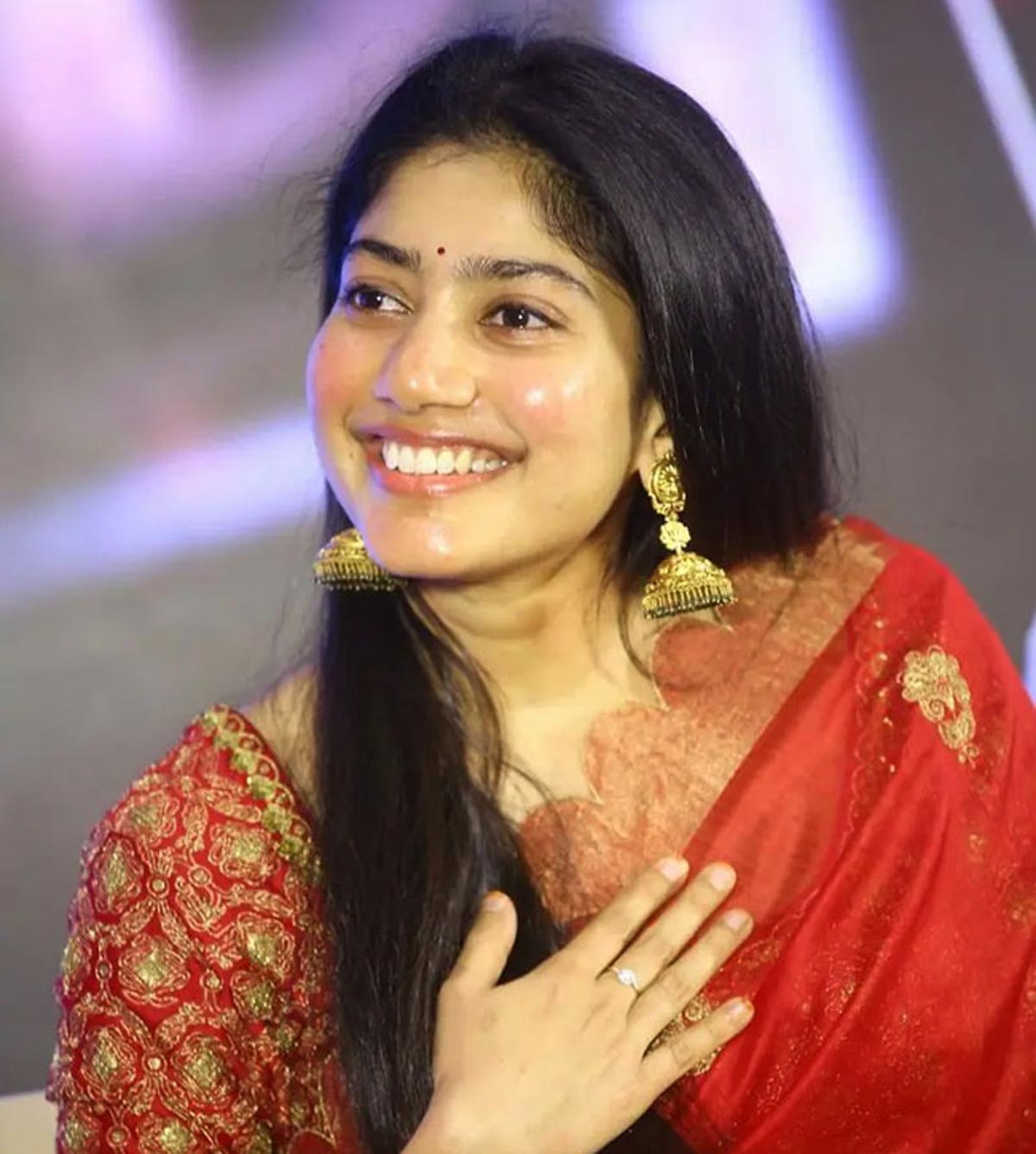 Whats Sai Pallavi doing with Aamir Khans son Junaid