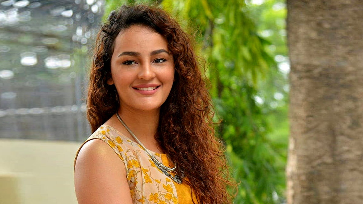 Seerat Kapoor wishes her Badmash Boyfriend Aman Preet Singh