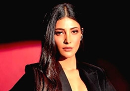 Shruthi Haasan's Exit From Dacoit; What's Up