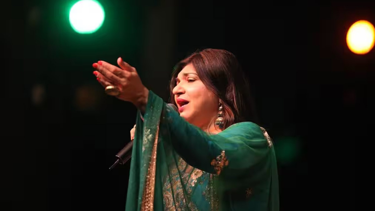 Star Singer Alka Yagnik diagnosed with rare hearing disorder