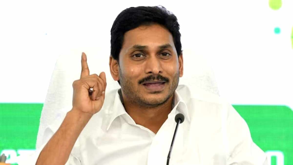 TDP Fake Survey: సీఎం జగన్ దూకుడుతో కదులుతున్న తెలుగుదేశం పునాదులు.. ఫేక్ సర్వేలకు దిగుతున్న పచ్చ మీడియా