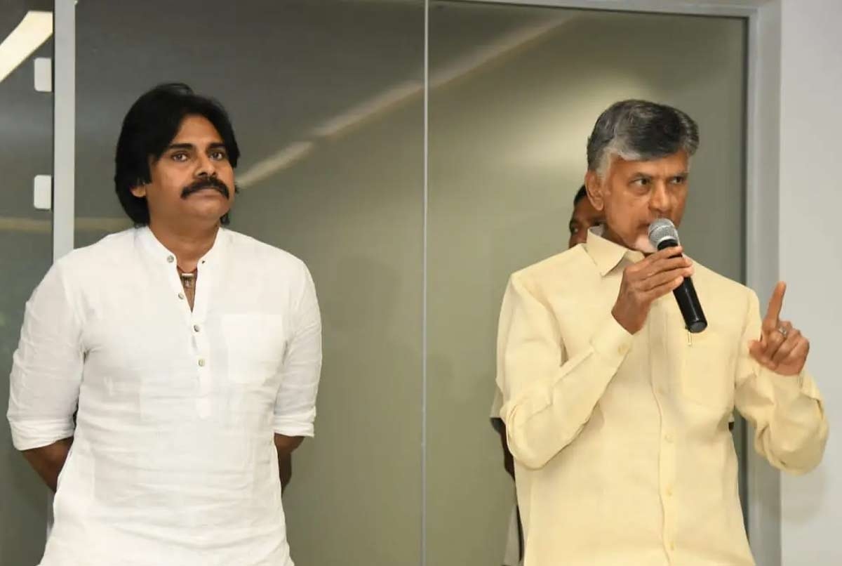 జనసేనకు దారుణంగా సీట్లు తగ్గించిన చంద్రబాబు.. రగిలిపోతున్న జనసైనికులు..