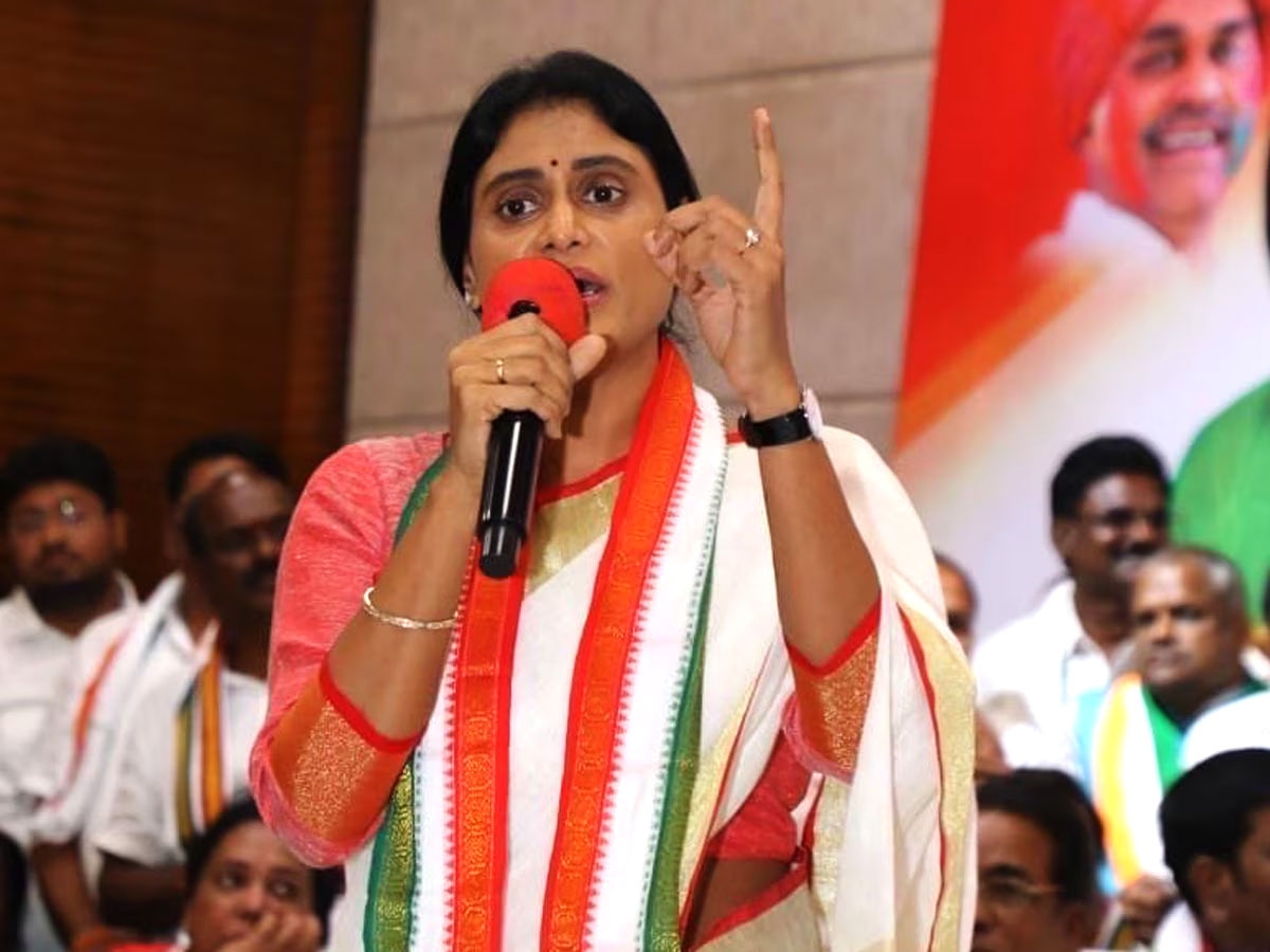 YS Sharmila: ఏపీసీసీ చీఫ్ వైయస్ షర్మిలకు భద్రత పెంచిన పోలీసులు