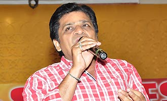 I'm paid 2 lakhs per day: Ali