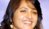 Anushka laughs at engagement rumours