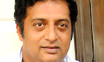 Prakash Raj goes nude