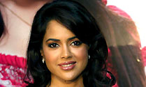 Sameera Reddy scared of getting on a plane