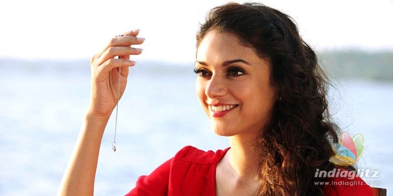 Aditi Rao Hydari shows off her singing talents to scare virus! 