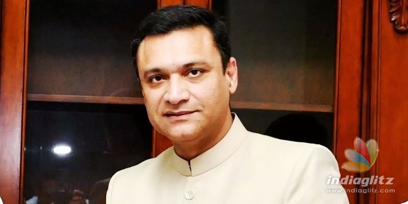 Akbaruddin Owaisi demands removal of status of PV, NTR; KTR condemns