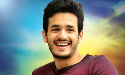 Akhil goes all out to connect to fans