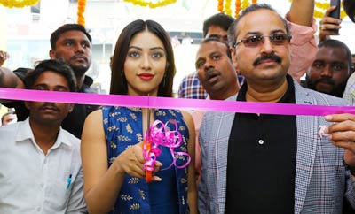 Anu Emmanuel Launch B New Mobile Store